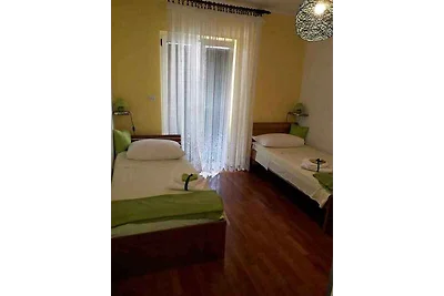 Ferienwohnung mit Terrasse und Klimaanlage