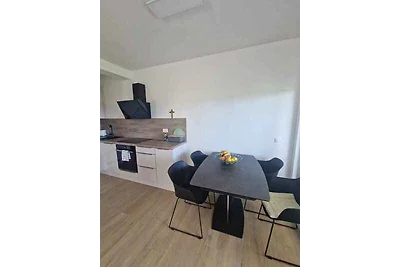 Ferienwohnung mit Garten und Klimaanlage