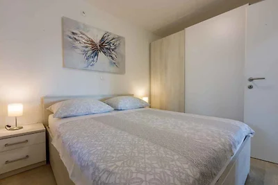 Ferienwohnung mit Terrasse und Klimaanlage
