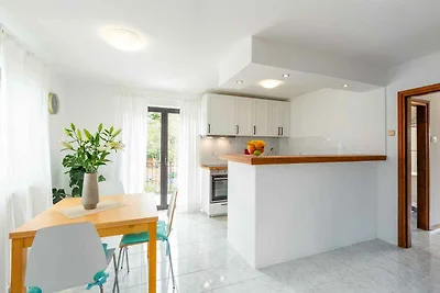 Ferienwohnung mit Klimaanlage und Balkon