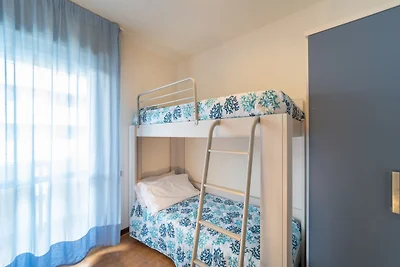 Ferienwohnung mit Balkon und Klimaanlage