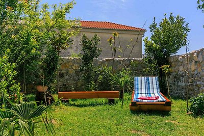 Ferienhaus mit Aussenpool und Sommerküche