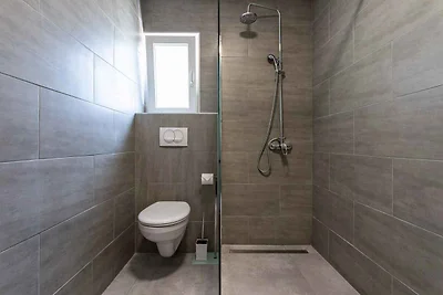 Ferienwohnung mit Klimaanlage, Internet und