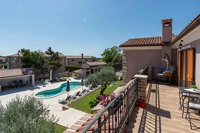 Villa mit Klimaanlage und Pool