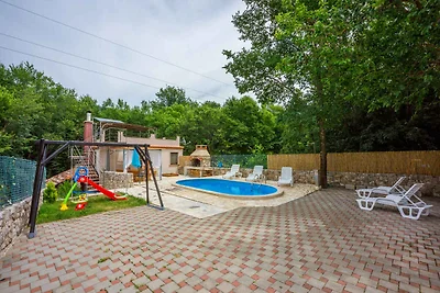 Ferienhaus mit Klimaanlage und Aussenpool