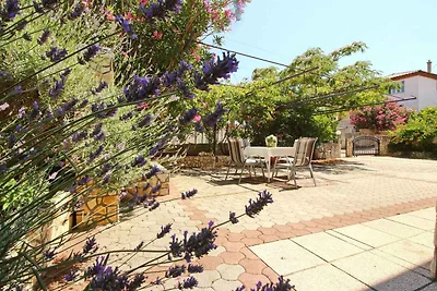 Ferienwohnung mit Terrasse und Klimaanlage