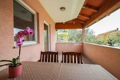 Ferienwohnung mit Balkon, modern eingerichtet