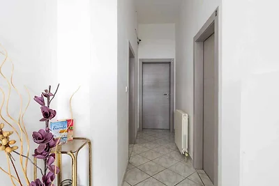 Apartment im ersten Stock eines