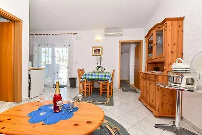 Ferienwohnung mit Klimaanlage und Balkon