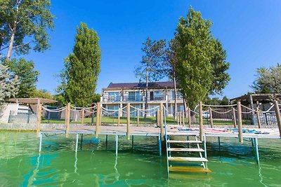 Ferienwohnung mit Balatonblick direkt am Ufer