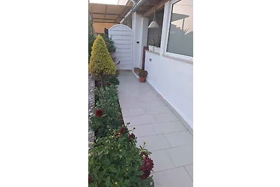 Studio mit Terrasse und Klimaanlage