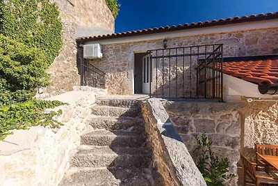 Ferienhaus mit Terrasse und Grill