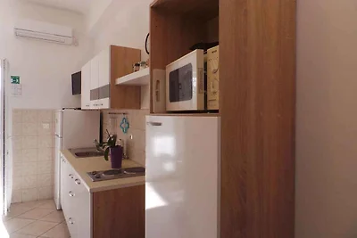 Ferienwohnung mit Terrasse und Klimaanlage