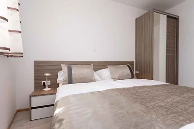 Ferienwohnung mit Klimaanlage und Terrasse