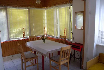Ferienhaus mit Grill und Parkplatz