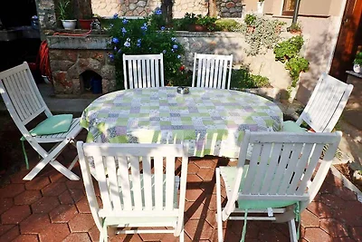 Ferienwohnung mit Balkon und Grill