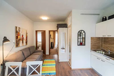 Ferienwohnung komplett renoviert, nur 110 m v