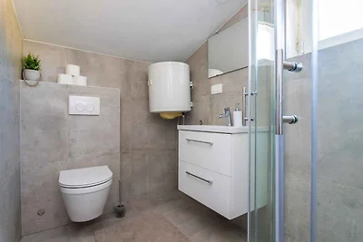 Ferienwohnung 150 m von Strand