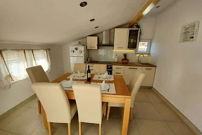 Komfortable Ferienwohnung DD Grubišić mit Mee