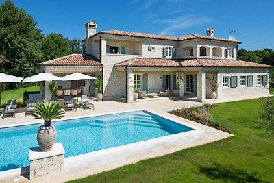 Villa mit Pool