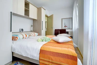 Ferienwohnung mit Terrasse und Klimaanlage