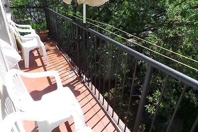 Ferienwohnung mit Balkon und Grillmöglichkeit