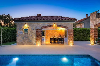 Elegante Villa Batana in Sukošan – Mediterran