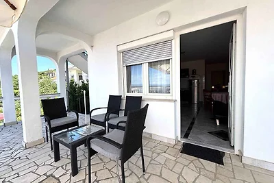 Ferienwohnung mit Pool und Meerblick