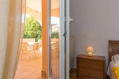 Ferienwohnung mit Terrasse und Klimaanlage