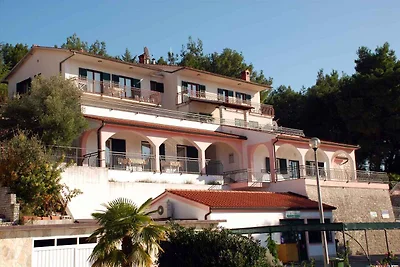 Ferienwohnung mit Terrasse und Meerblick
