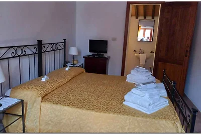 Villa mit Swimmingpool, WLAN und Klimaanlage 