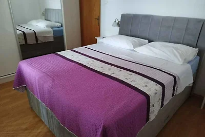 Charmante Ferienwohnung Ivo in Makarska mit M