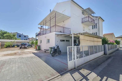 Ferienwohnung mit Balkon und Klimaanlage