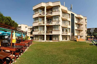 Studio mit Aussenpool