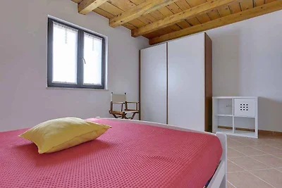 Ferienwohnung mit privatem Balkon und Garten 