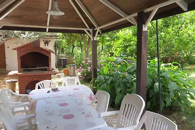 Ferienwohnung mit Sommerküche Nutzung
