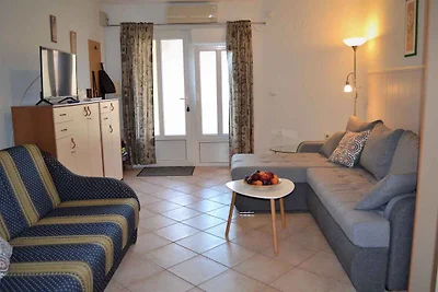Ferienwohnung mit Balkon und Klimaanlage
