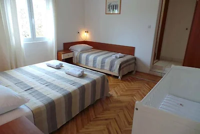 Ferienwohnung mit Terrasse und Klimaanlage