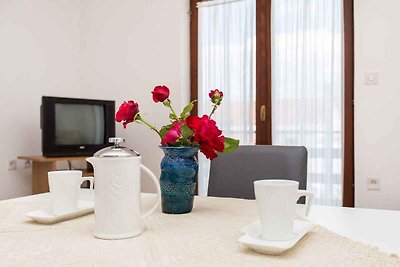 Ferienwohnung mit Balkon und Meerblick