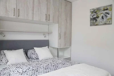 Ferienwohnung mit Garten und Grill