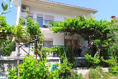 Ferienhaus mit gemütlicher Terrasse gleich in