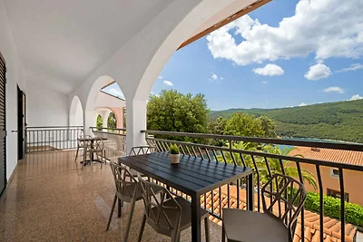 Ferienwohnung mit Balkon und Meerblick