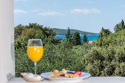 Appartamento Vacanza con famiglia Ugljan