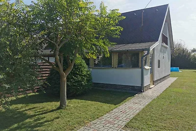Ferienhaus mit Pool, WLAN und Klimaanlage