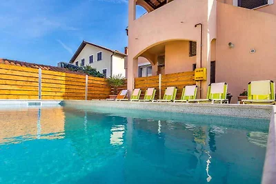 Ferienwohnung mit Balkon und Meerblick