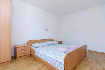 Ferienwohnung Unterkunft 350m vom Meer