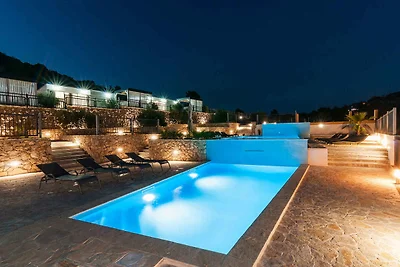 Ferienhaus mit Gemeinschaftspool und