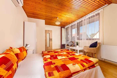 Ferienhaus mit WLAN, Klimaanlage,