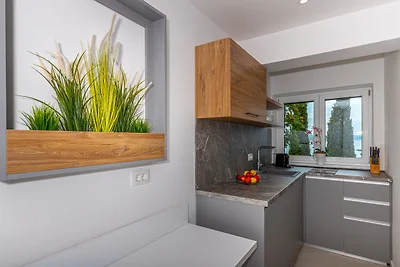 Ferienwohnung mit Meerblick und Pool