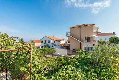 Ferienwohnung mit Klimaanlage und Terrasse